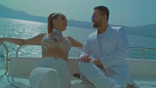 Sinan Hoxha & Anxhela Peristeri - Puthje (Official Video 2021)